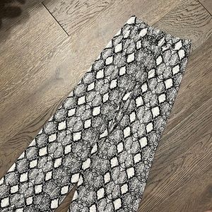 COPY - HIGH WAISTED PANTS